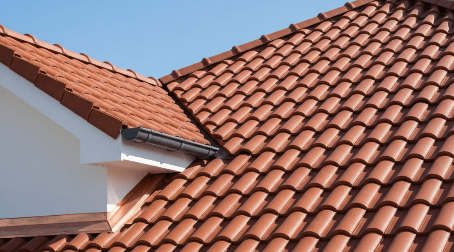 roof under blue sky