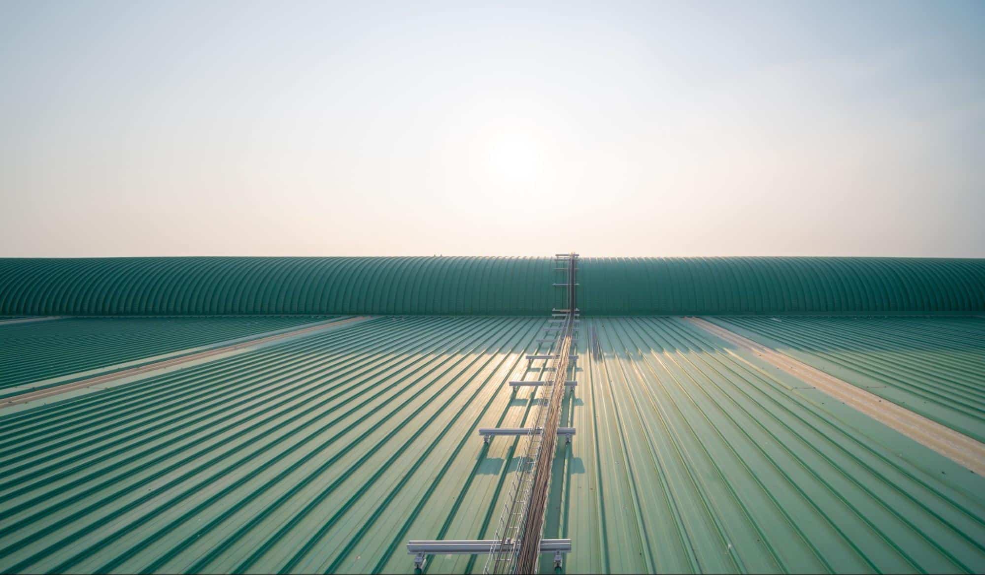 metal roof built for strength and energy efficiency